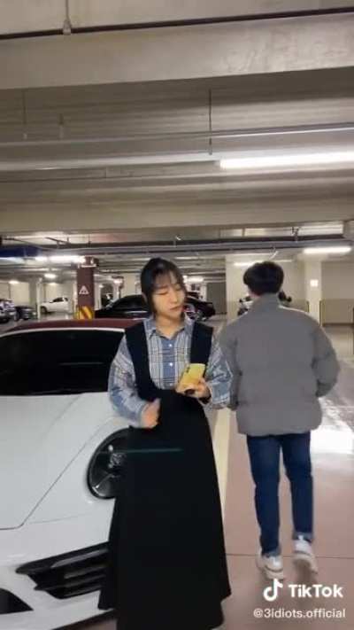 Hey that's not your car