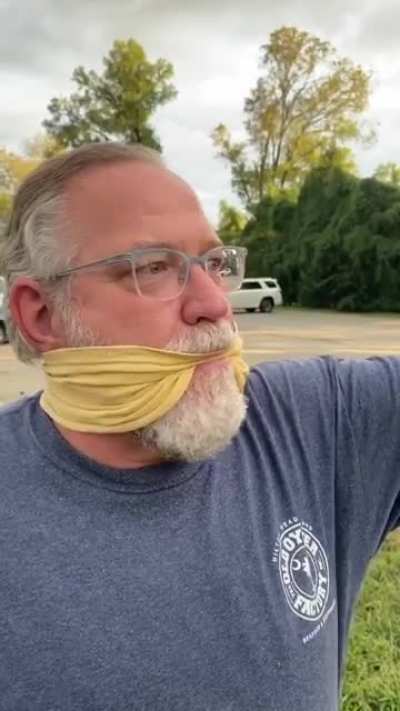 People who wear neck gaiters
