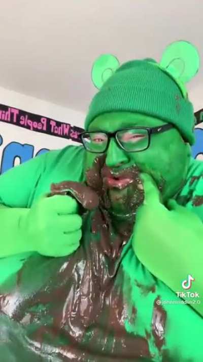 Im not sure if this has been posted before but holy hell this is too much