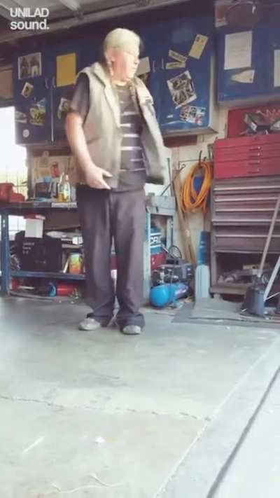 Grandad popping