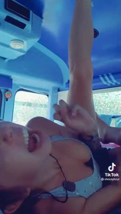 I know shes trying to be funny but shes just tried so hard that it turned to cringe content. Some may agree, others may not. You guys vot on it!
