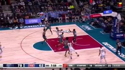 [Highlight] Ja goes full court and finishes with a massive jam