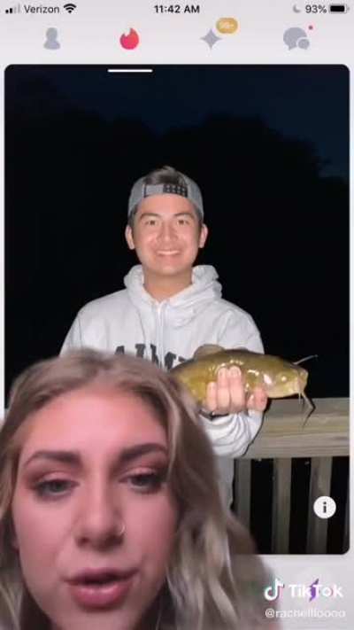 rating fishy tinder profiles