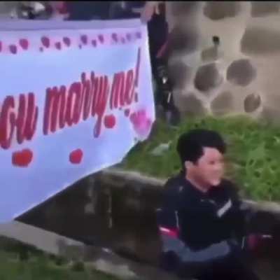 Will you propose like this? ???