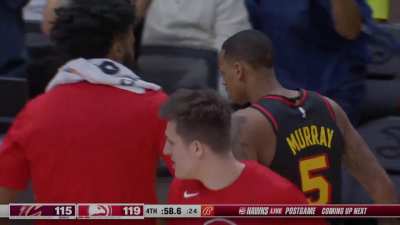 [Highlight] Dejounte Murray emphatically calls for the iso, then drains the tough 2 at the end of the shot clock