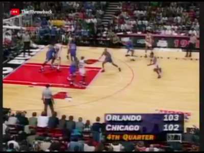 [Highlight] The Magic end the game on a 14-0 run to eliminate the Bulls (Game 6, 1995 ECSF)
