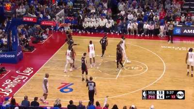 [Highlight] Joel Embiid spins and hits the NO-LOOK layup while also drawing the foul over a few Heat defenders!
