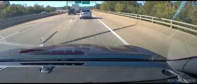 [Viofo a129] truck making spontaneous exit