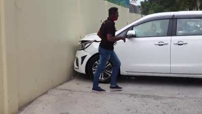 What could go wrong while taking delivery of your brand new car!