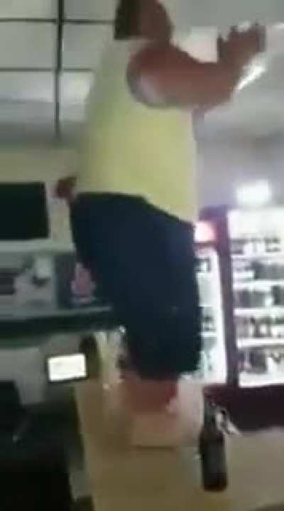 WCGW Belly dancer showing his skills !