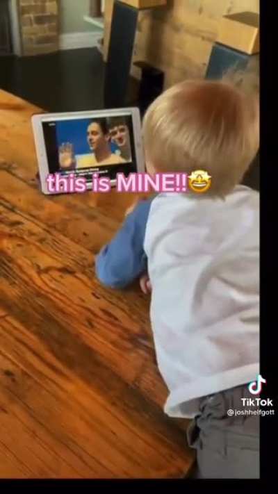 Kid is so proud! ?