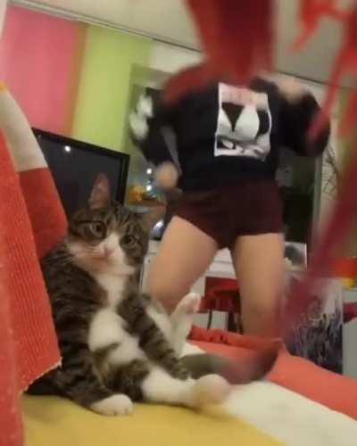 WTF IS SHE DOIN?