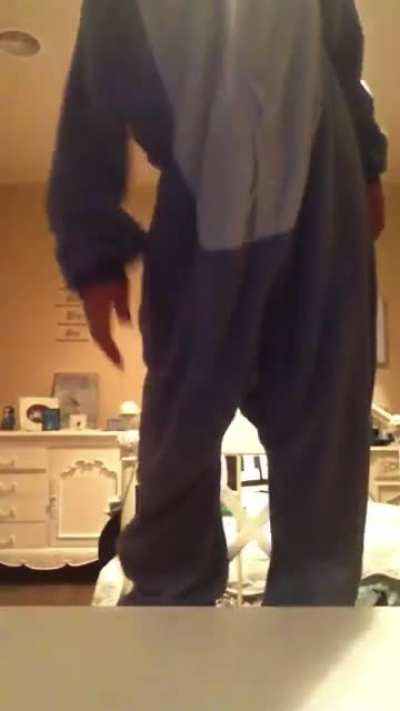 Onesie review gone wrong