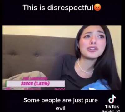 Mocking a cancer patient that’s her fan on a live stream