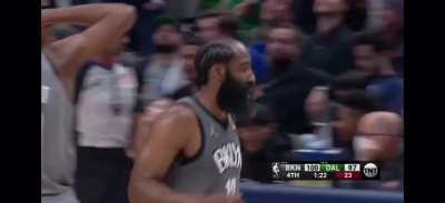 [Highlight] Harden blows by Luka for the layup to extend the lead to 3