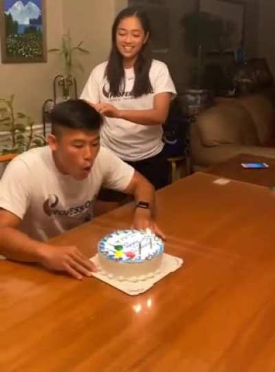 HMC while I obliterate your face