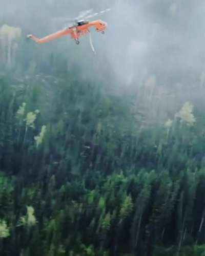 The precision this pilot hits the fire with.