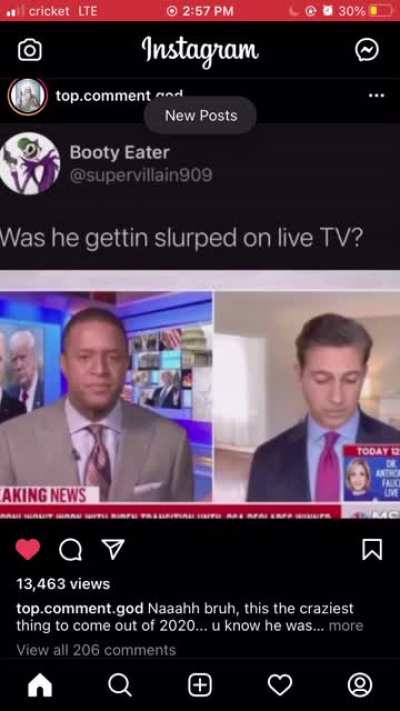 He getting sucked off LIVE ?
