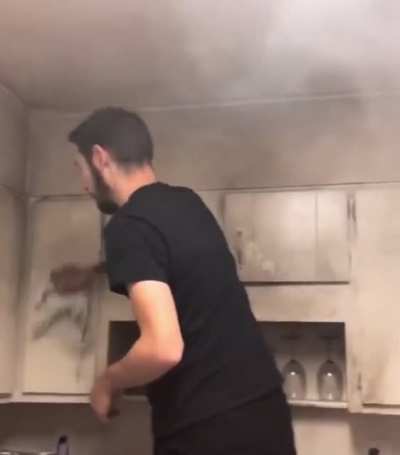 His cooking is fire ?