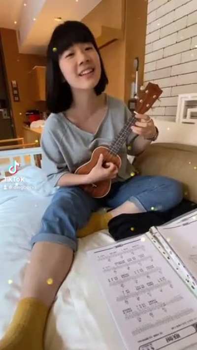 Cute Asian girl with Baby face makes my day! ?