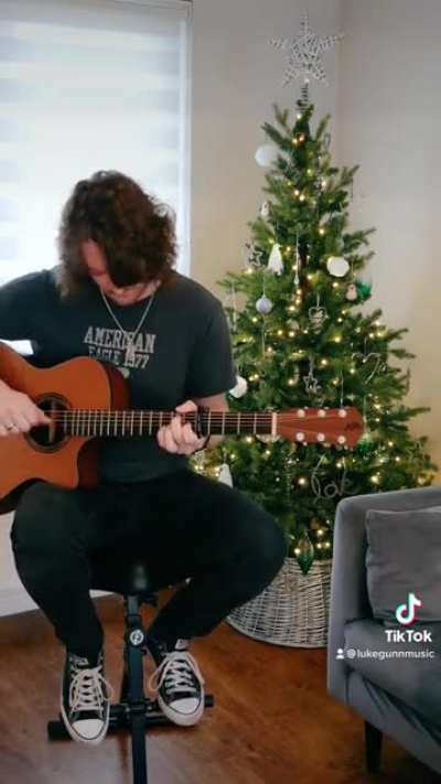 ? Jingle Bell Rock ? played Fingerstyle.
