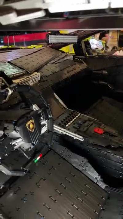 Lambo made ENTIRELY of LEGOS ??