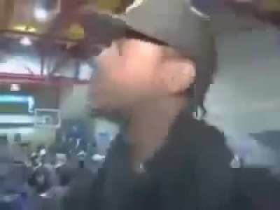A breakdown of hydrogens rap battle