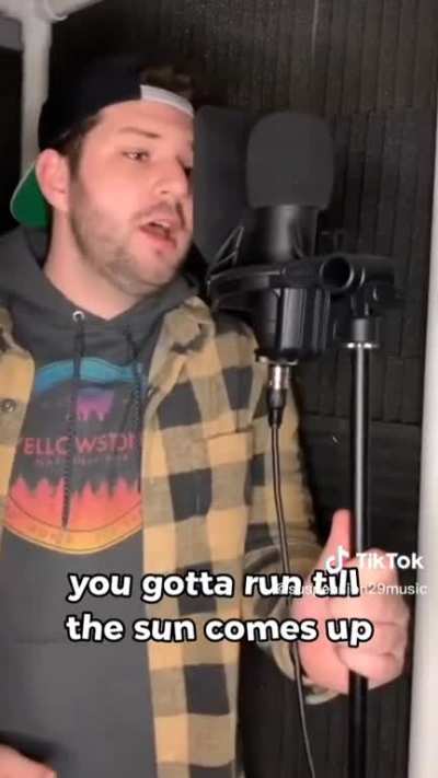 WHAT IS THAT MELODY ???(this shit came up as an ad for me too ?)