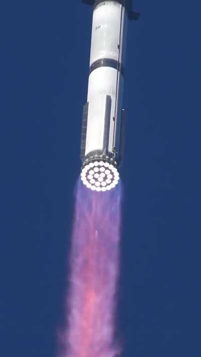 Starship lifting off