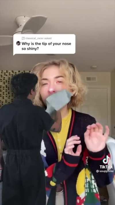 An Annoying ‘Nose Job’