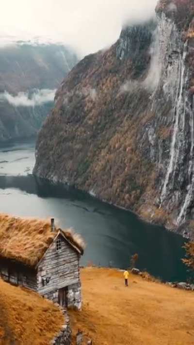 Turf cabins overlooking the mighty Geirangerfjord in Norway ??