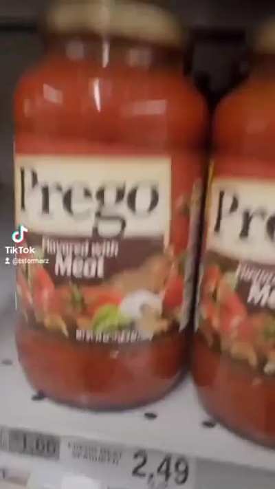 Uh oh she's Prego