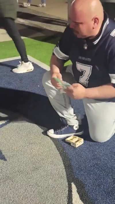 A Cowboys fan poured his deceased cousin’s ashes on AT&amp;T Stadium field