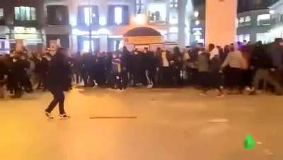 to throw a rock
