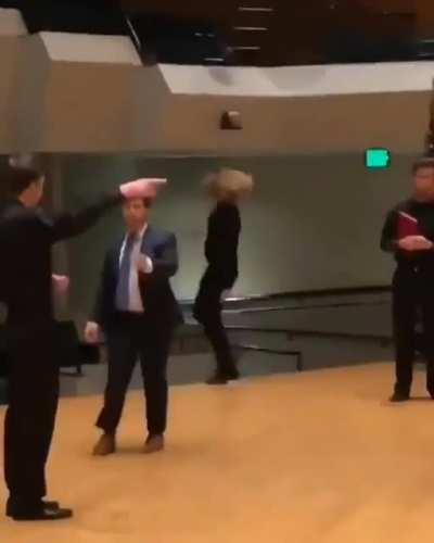 Fortnite style after that fall on stage