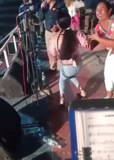 To twerk in her 30's