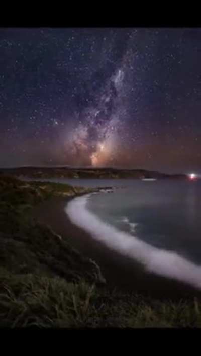 ?Under the dark skies of New Zealand
