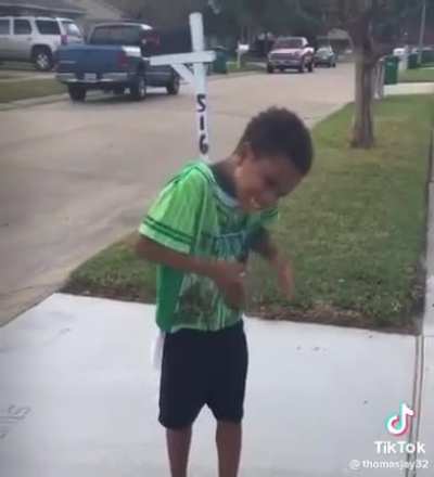 To insult a kid
