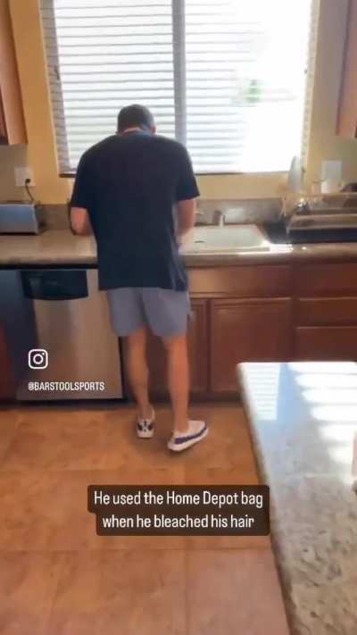 He used a Home Depot bag to bleach his hair ???