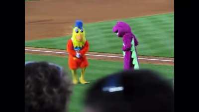 Barney does his lil dance