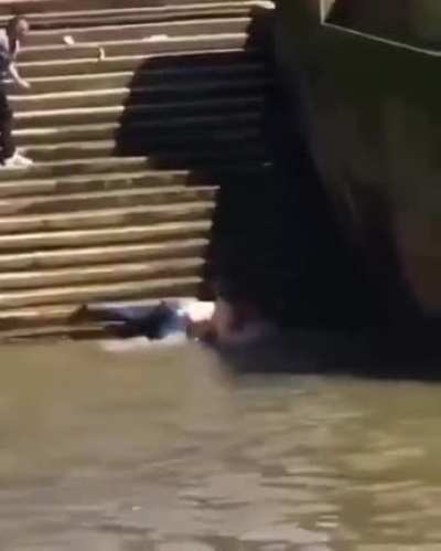 WCGW taking a little dip.
