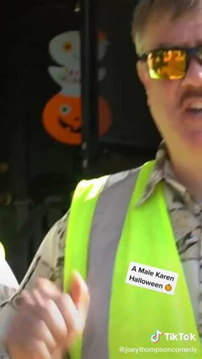 Stay safe this Halloween ?