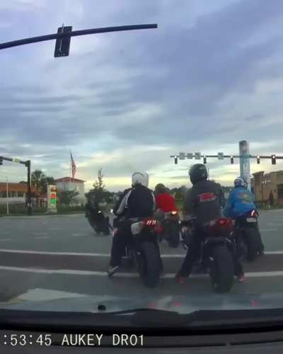 Only one of them wasn't an idiot...
