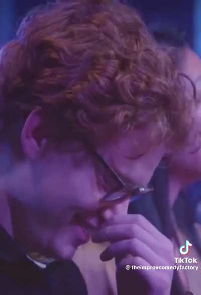 Straight guys who paint thier fingernails