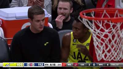 [Highlight] Will Hardy has a heated conversation with Sexton on the bench