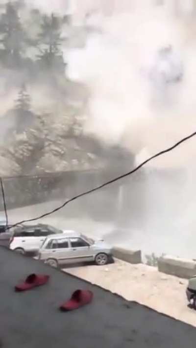 ? footage of a rockslide
