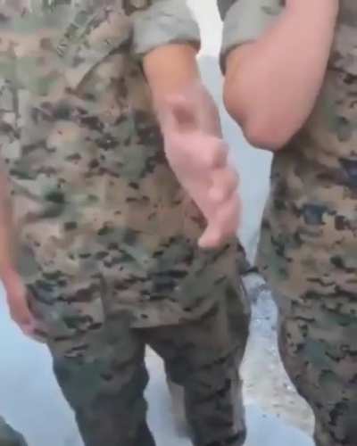 That hand tho
