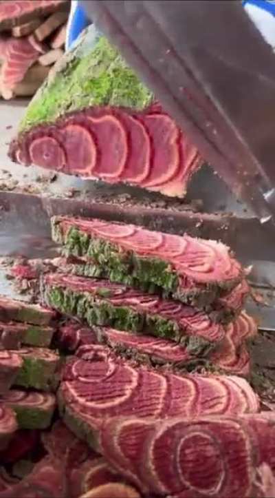 Tree that looks like steak ?